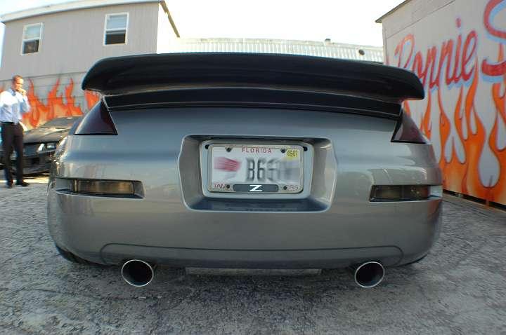 nissan350z_106.jpg